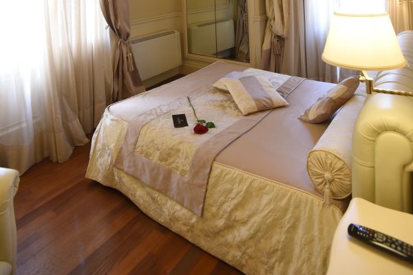 Santa Chiara Suite Hotel (Lecce)